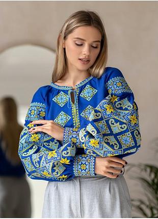 Вышиванка роскошная женская