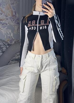 Брюки карго бежевого цвета