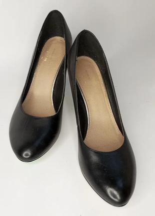 Кожаные черные женские туфли roberto santi 42р.