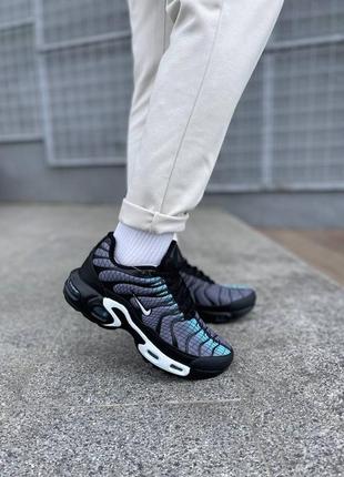 Кросівки чоловічі nike air max plus tn чорний з синім