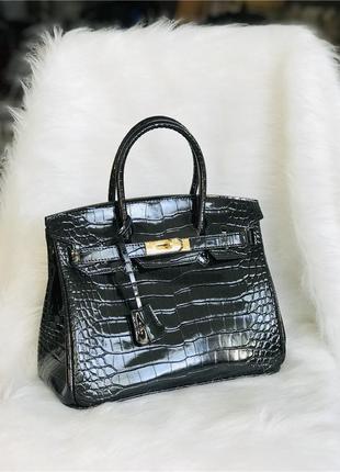 Женская кожаная черная лаковая сумка5 фото