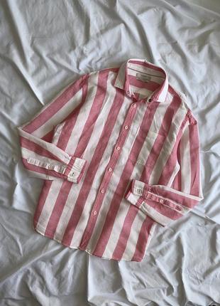 Стильная льняная рубашка в бело-розовую полоску mango man
