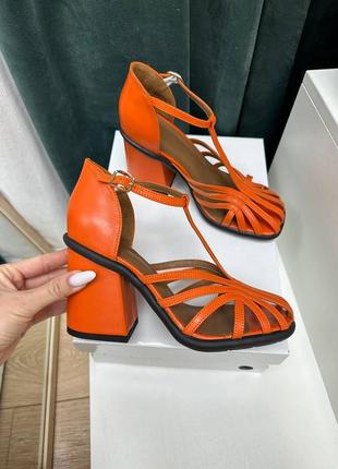 Босоножки цвет на выбор