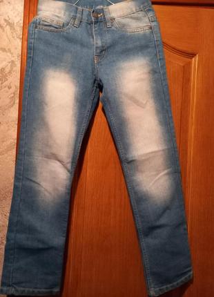 Новые джинсы размер 42-44-46  джинсы плотные, модные. бренд y.f.k