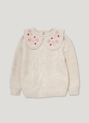 Стильний трендовий вязаний светр з комірцем вишитим