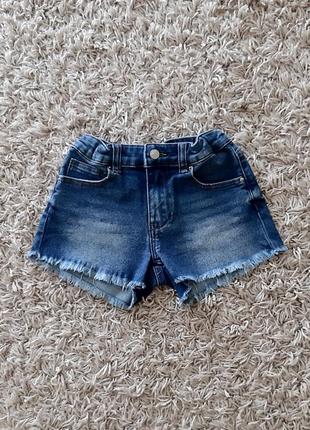 Стильні джинсові шорти manor 116 розміру.