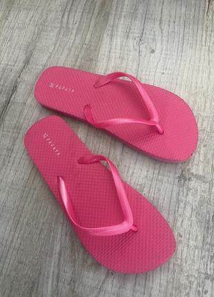 Взуття для пляжу, в‘єтнамки