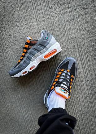 Кросівки в стилі nike air max 95