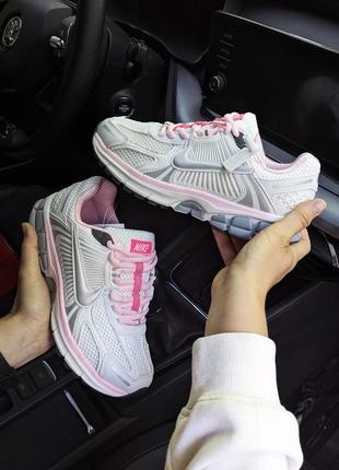 Жіночі кросівки nike vomero 5 білі з рожевим кеди найк весняні літні демісезонні демісезон низькі шкіра шкіряні сітка легкі текстильні топ якість