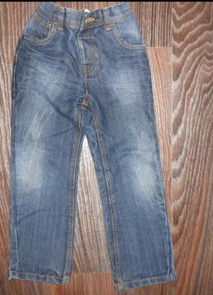 Джинсы на 5-6 лет