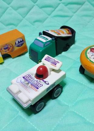 Машинки игрушечные