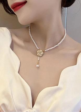 Стильне кольє намисто перли перлини вінтажний стиль біла квітка кулон