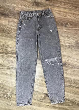 Джинси mom bershka