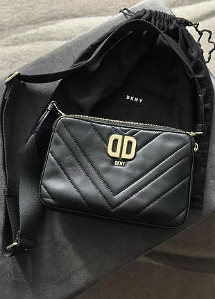 Продам женскую сумку dkny