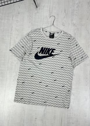 Футболка nike t-shirt