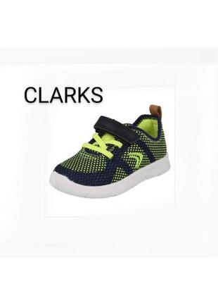 Легкие дышащие текстильные кроссовки бренда clarks meur 22