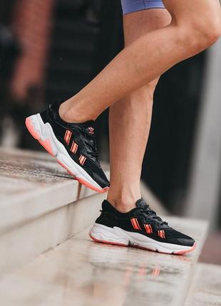 Жіночі кросівки adidas ozweego black orange адідас озвіго чорного з помаранчевим кольорів