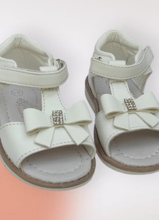 Белые босоножки сандалии для девочки с бантиком лёгкие  новые уценка тм.солнце 21 р 13,5 см
