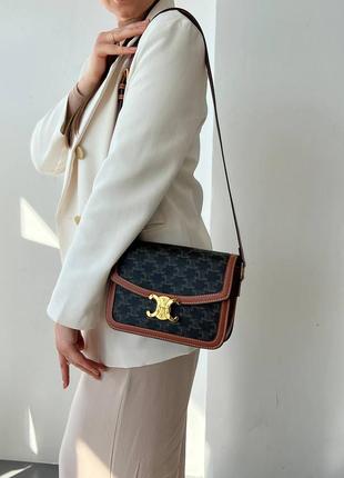 Сумка celine teen triomphe bag in triomphe canvas and calfskin tan