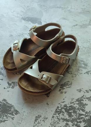 Босоніжки сандалі birkenstock