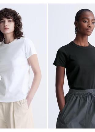 Футболка uniqlo u біла, чорна