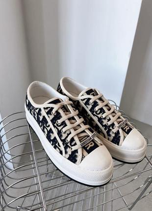 Женские кроссовки в стиле chr. dior топ качество 🥑