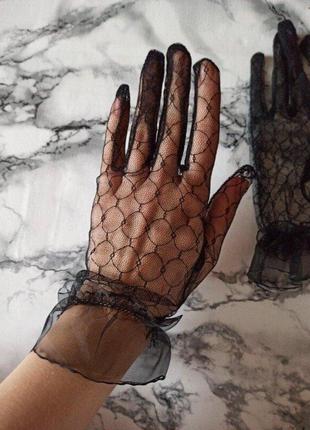 Чёрные кружевные перчатки.романтичные, нежные перчатки.сетка.