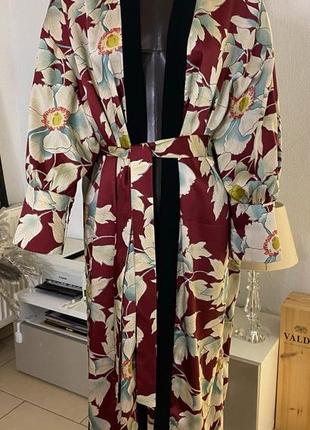 Оригинальная накидка, кимоно, уличный халат от zara яркий и стильный