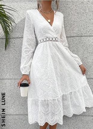 Біла сукня міді прошва
