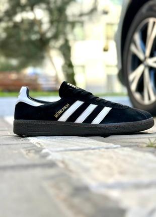 Adidas munchen black