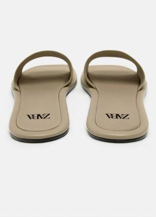 Женские шлепки zara новые и очень крутое качество в магазинах и на сайтах их нет, остались в одном 36 размере, качественные, мягкие и легкие6 фото