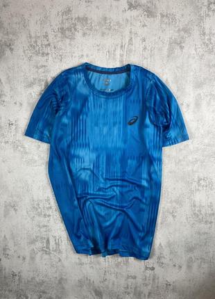 Сине-голубая спортивная футболка asics – свежесть и комфорт в каждом движении