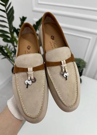 Лофери в стилі loro piana