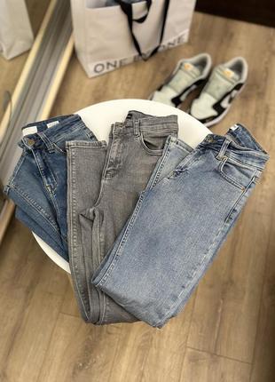 Набір із трьох пар джинс скіні xxs розміру