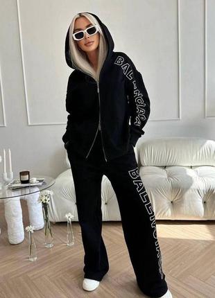 Костюм balenciaga