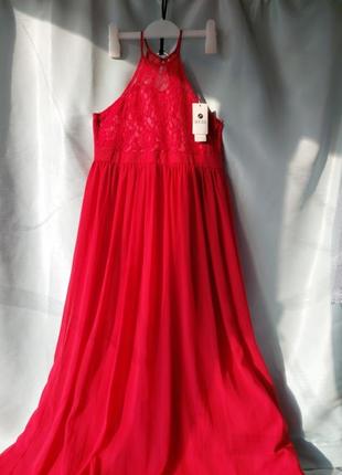Платье праздничное вишневого цвета