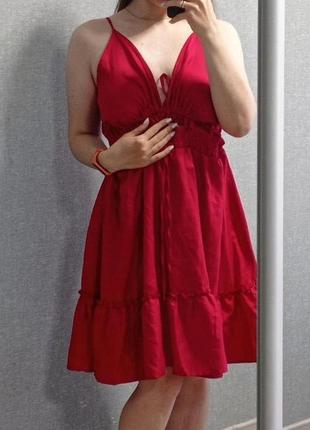 Червоне плаття shein на пишну красуню