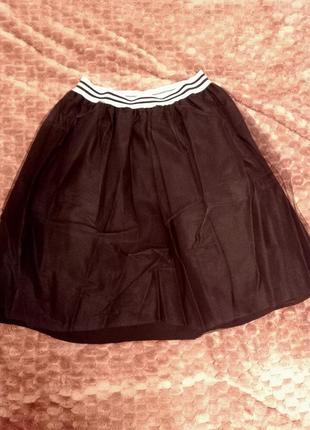 Жіноча юбка чорного кольору фатинова