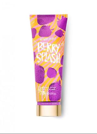 Парфюмированный увлажняющий лосьон для тела berry splash victoria’s secret 236 мл