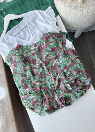Невесомая, весенняя цветочная блузка от бренда george
