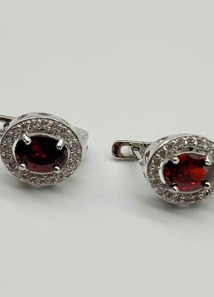 Серебряные серьги с фианитами