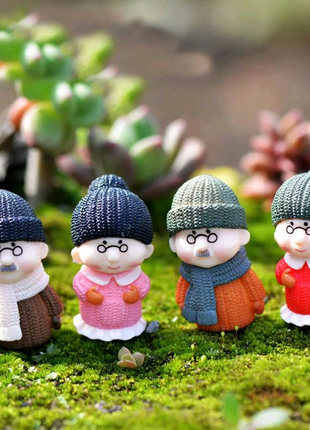 Фігурки - мініатюрки декоративні