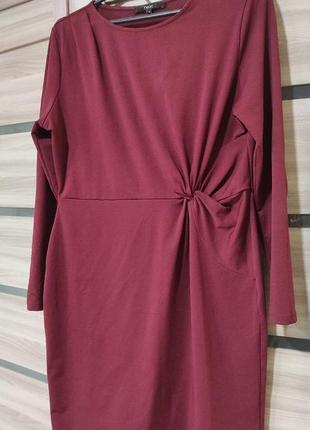 Сукня жіноча красива бордового кольору