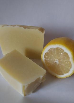 Натуральное мыло ручной работы,лимонное"