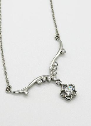 Серебряное колье со вставкой фианит
