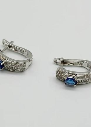Серебряные серьги с фианитами