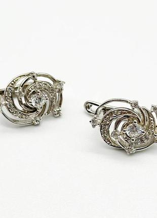 Серебряные серьги с фианитами