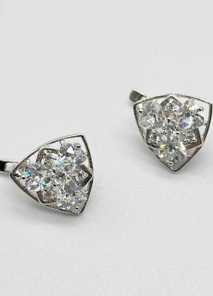 Серебряные серьги с фианитами