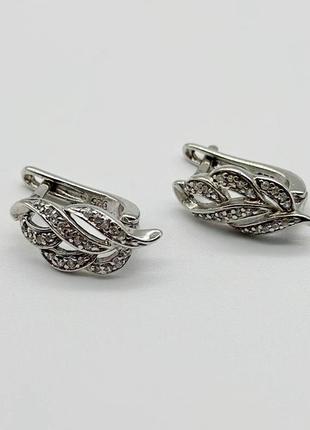 Серебряные серьги с фианитами