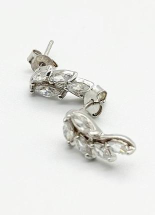 Серебряные серьги с фианитами